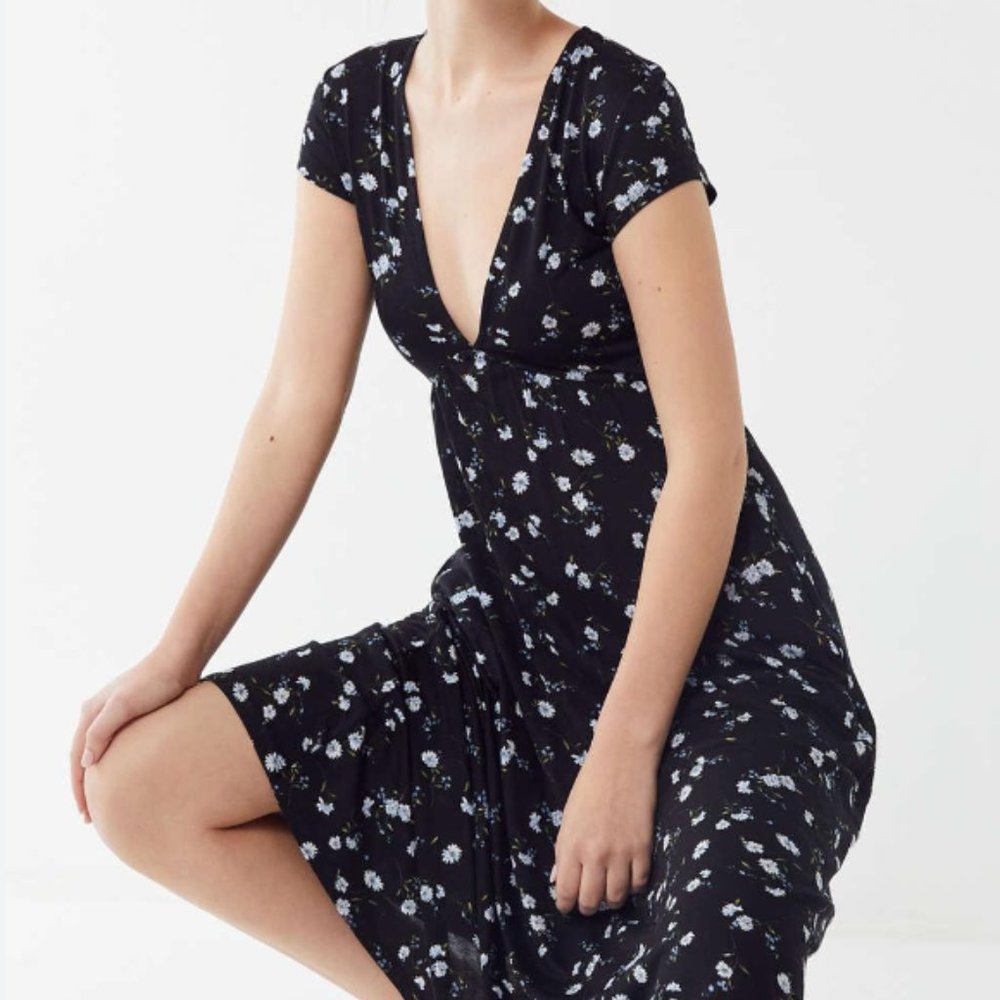 Urban Outfitters Floral V-Neck Maxi Dress